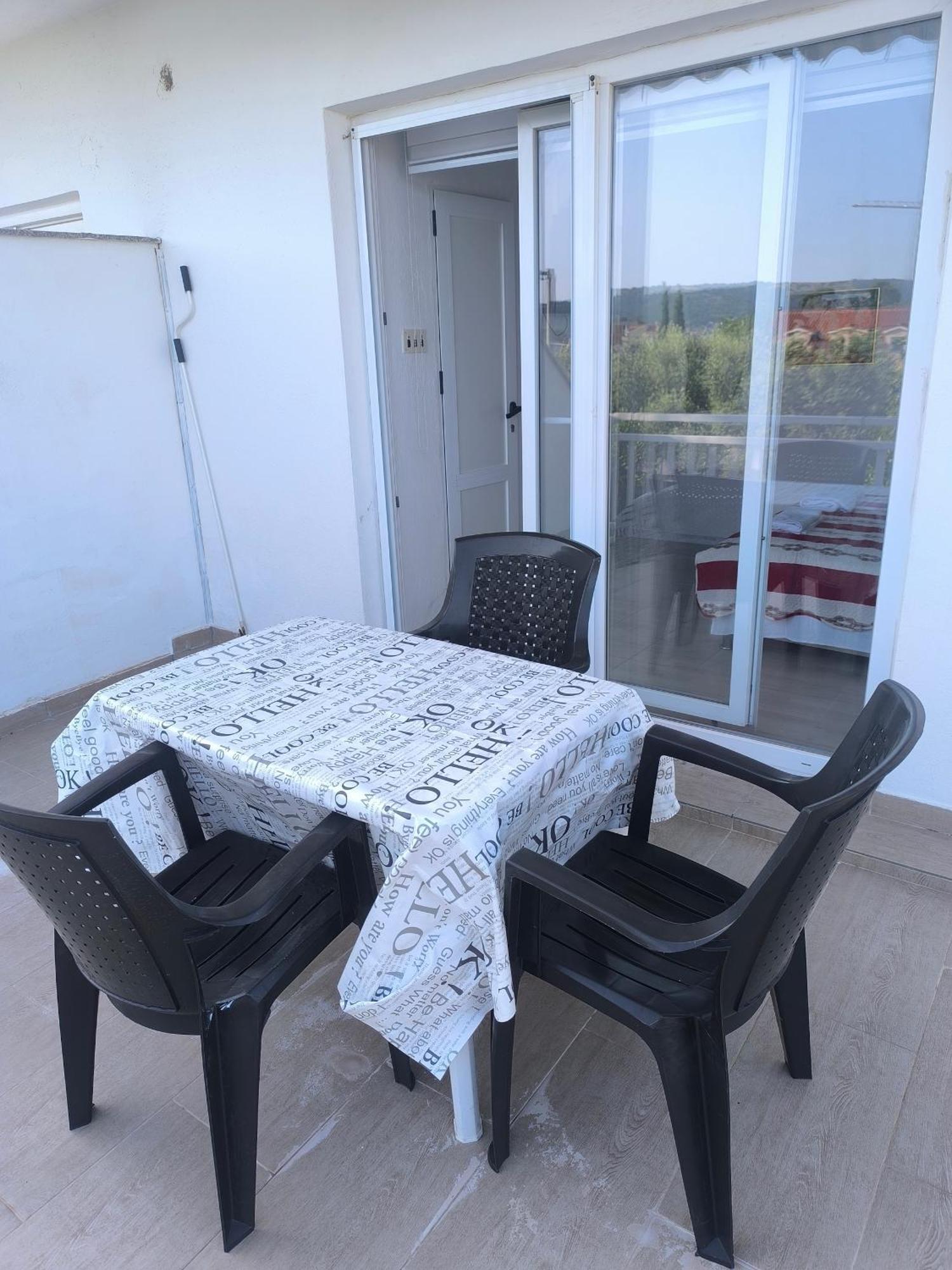 Apartmant Sucic Kastela Ngoại thất bức ảnh